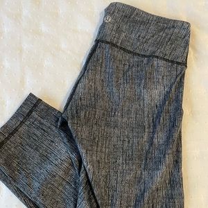 Lululemon cropped leggings